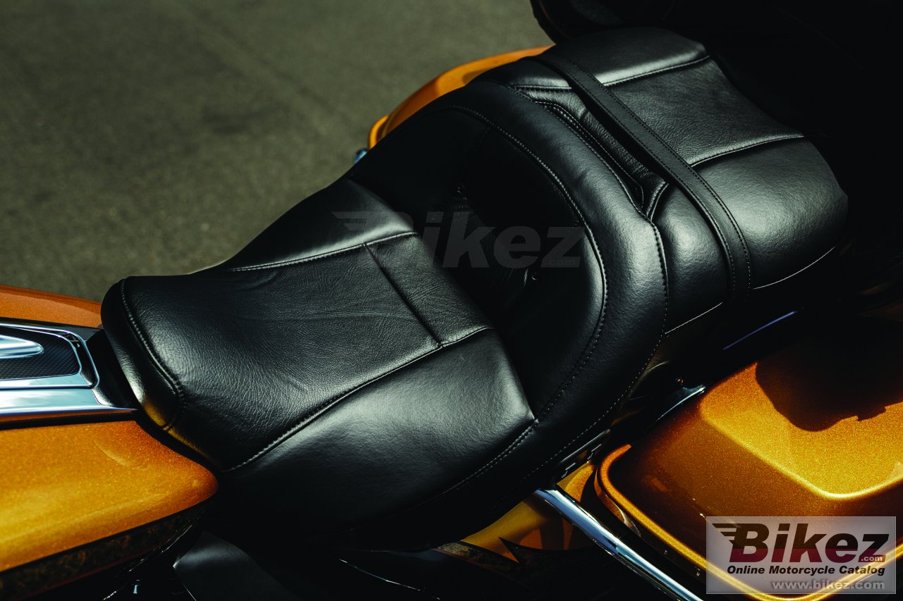 Thumbnail for Harley-Davidson CVO Limited 2015