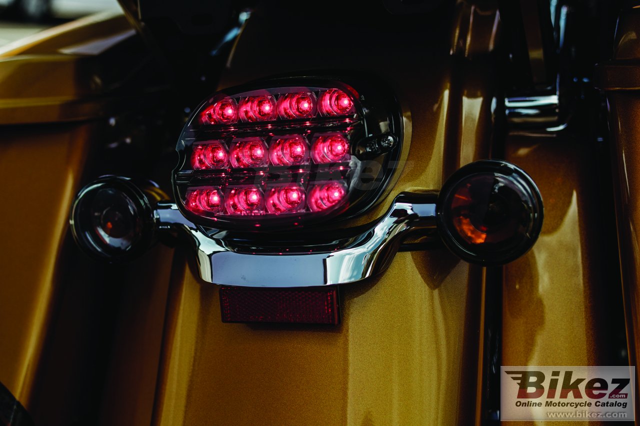 Thumbnail for Harley-Davidson CVO Limited 2015