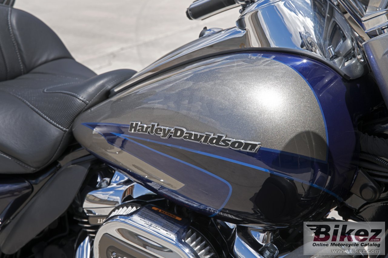 Thumbnail for Harley-Davidson CVO Limited 2017
