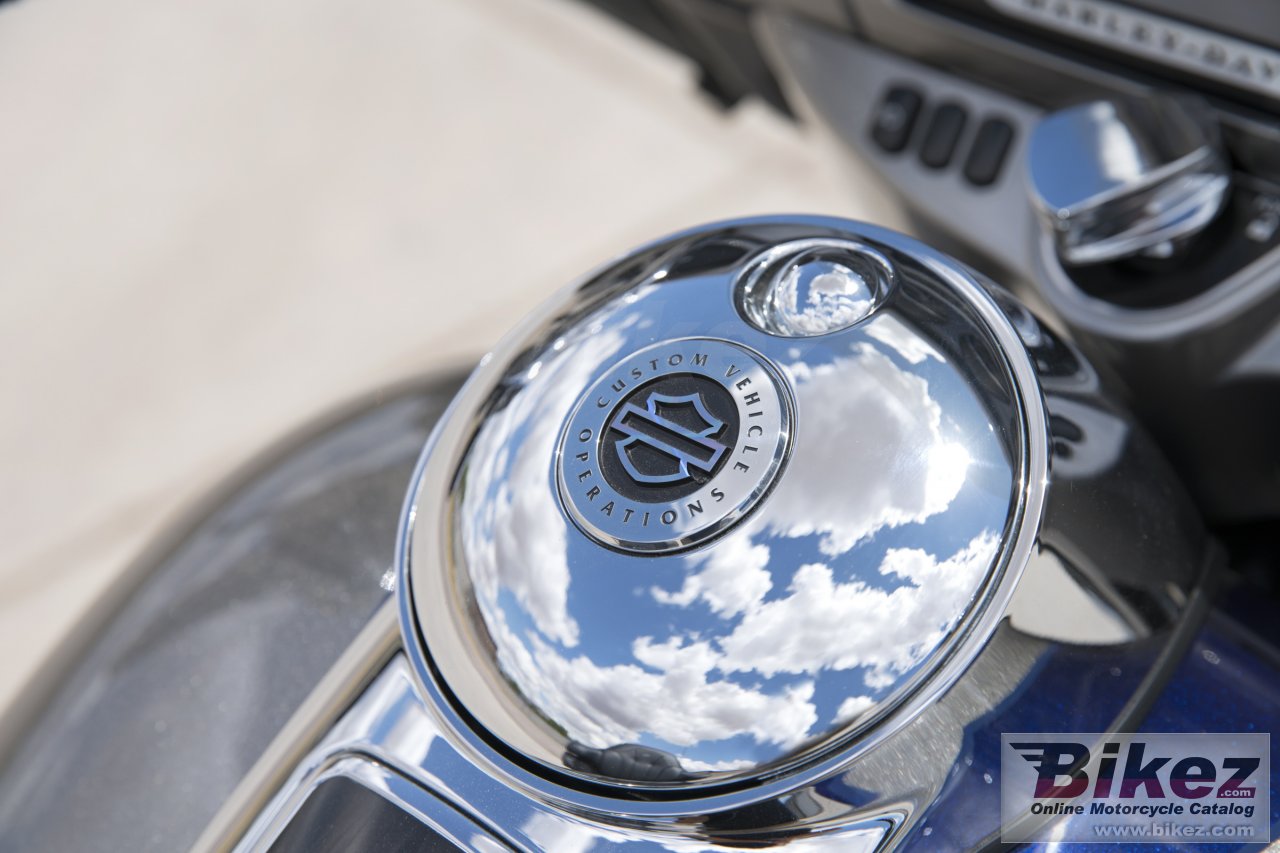 Thumbnail for Harley-Davidson CVO Limited 2017