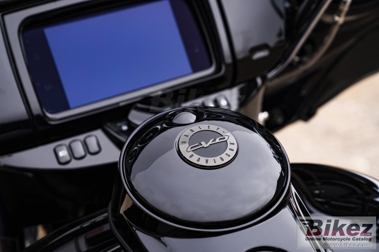 Thumbnail for Harley-Davidson CVO Limited 2021