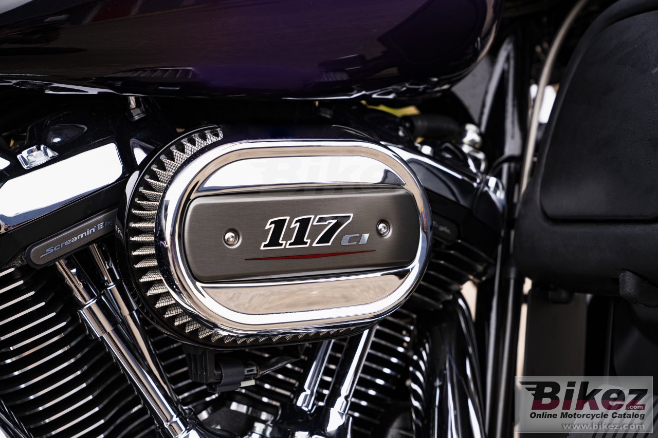 Thumbnail for Harley-Davidson CVO Limited 2021