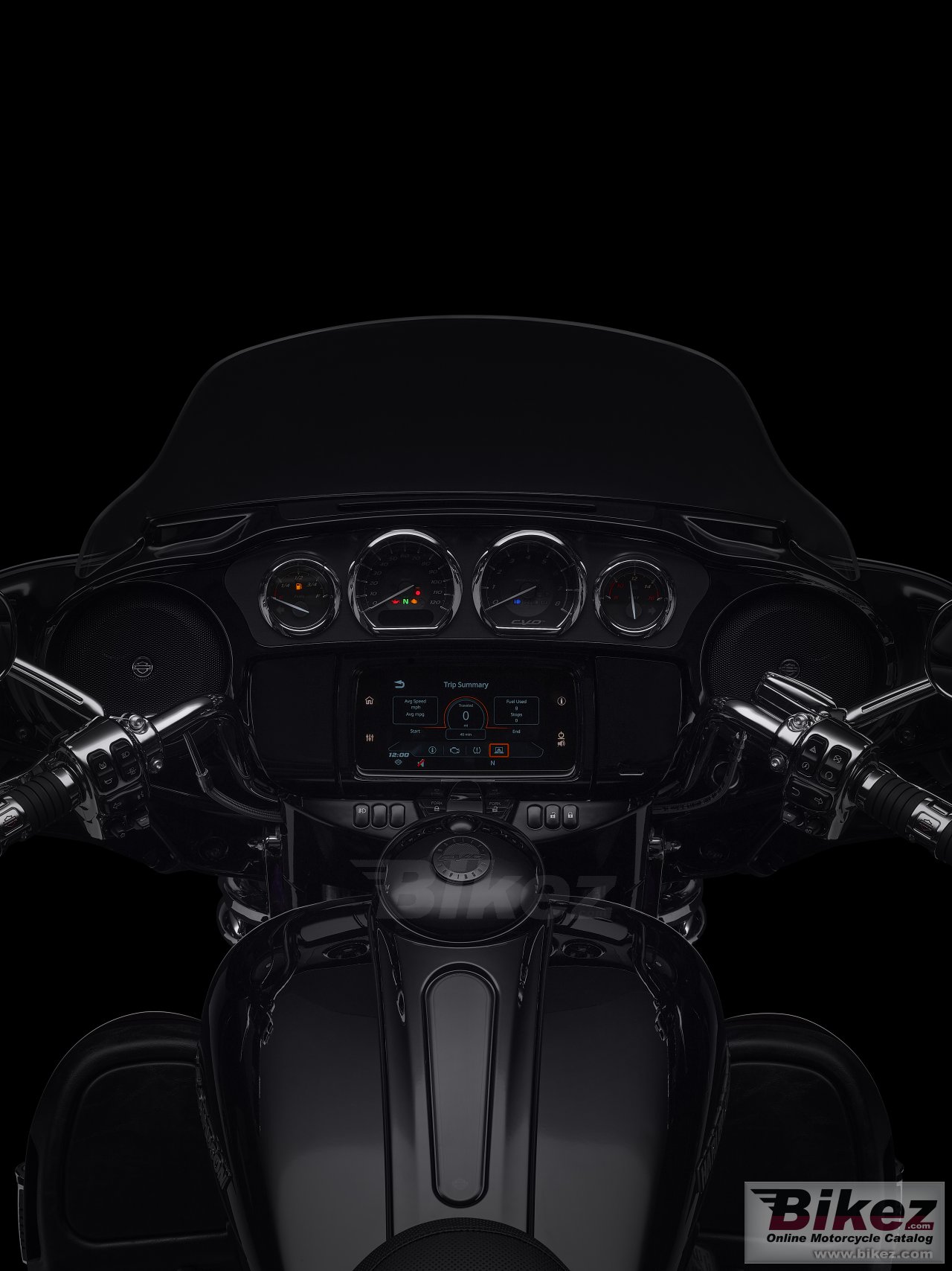 Thumbnail for Harley-Davidson CVO Limited 2021