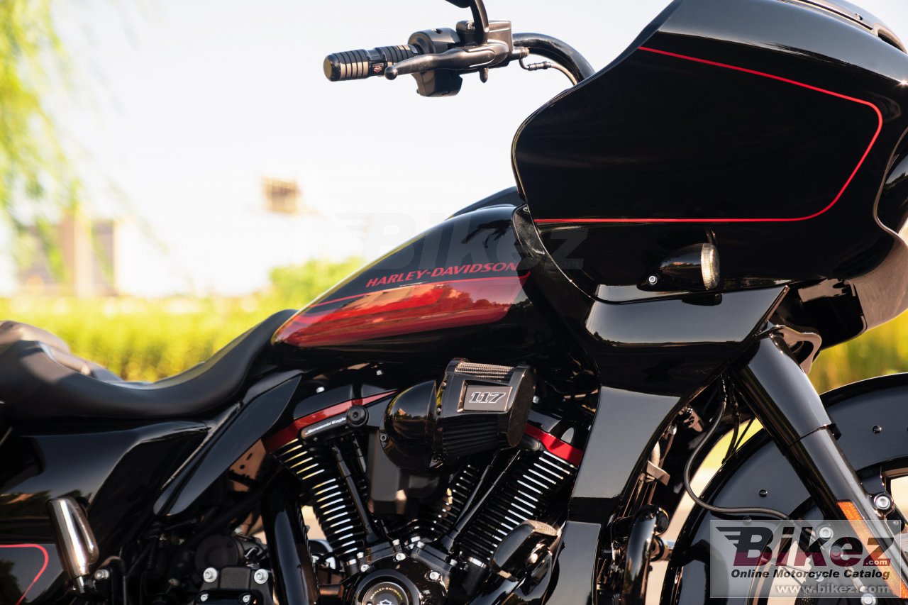 Thumbnail for Harley-Davidson CVO Road Glide 2021