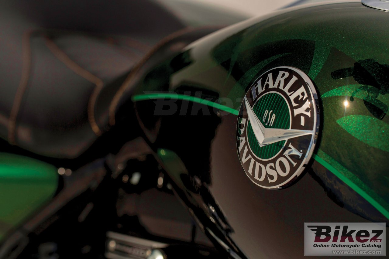 Thumbnail for Harley-Davidson CVO Road King 2014