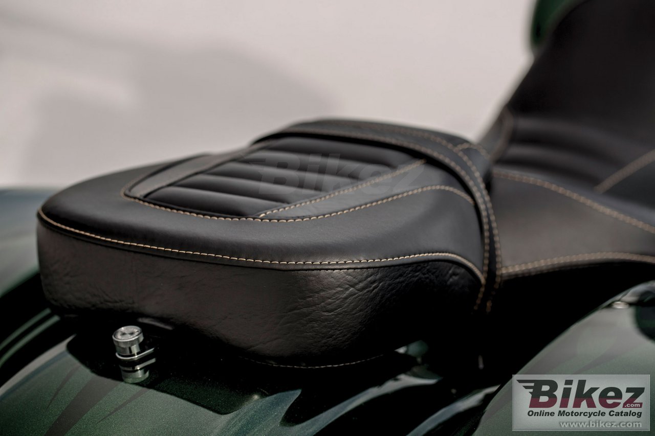 Thumbnail for Harley-Davidson CVO Road King 2014