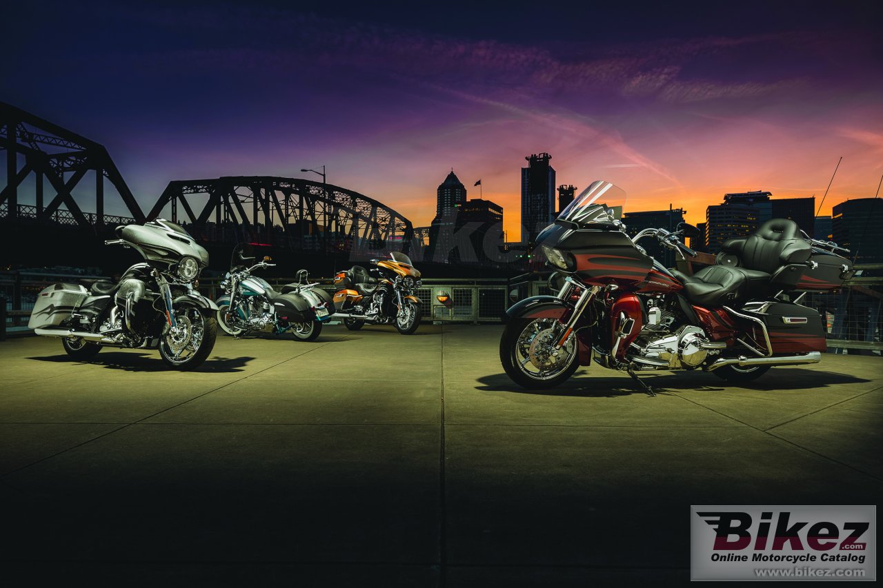 Thumbnail for Harley-Davidson CVO Softail Deluxe 2015