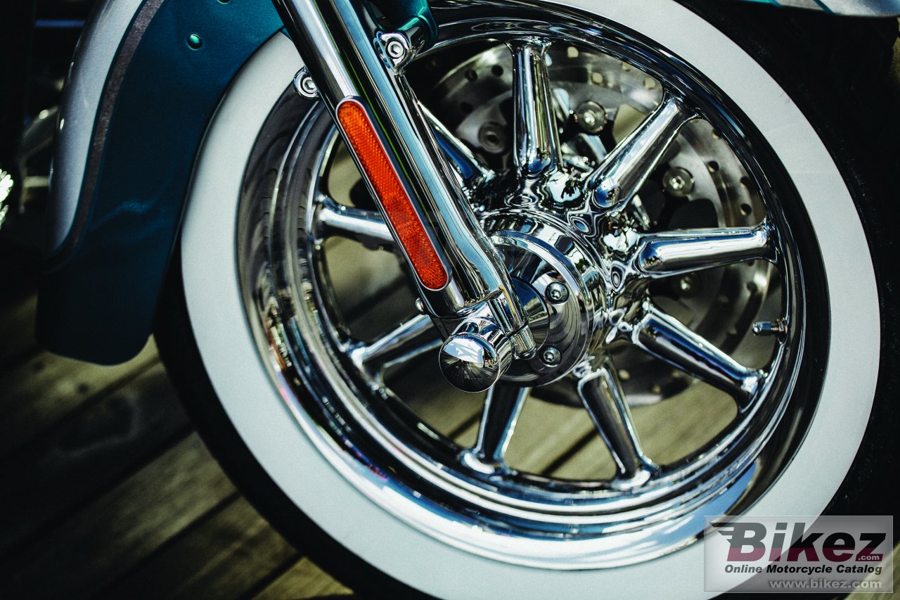 Thumbnail for Harley-Davidson CVO Softail Deluxe 2015