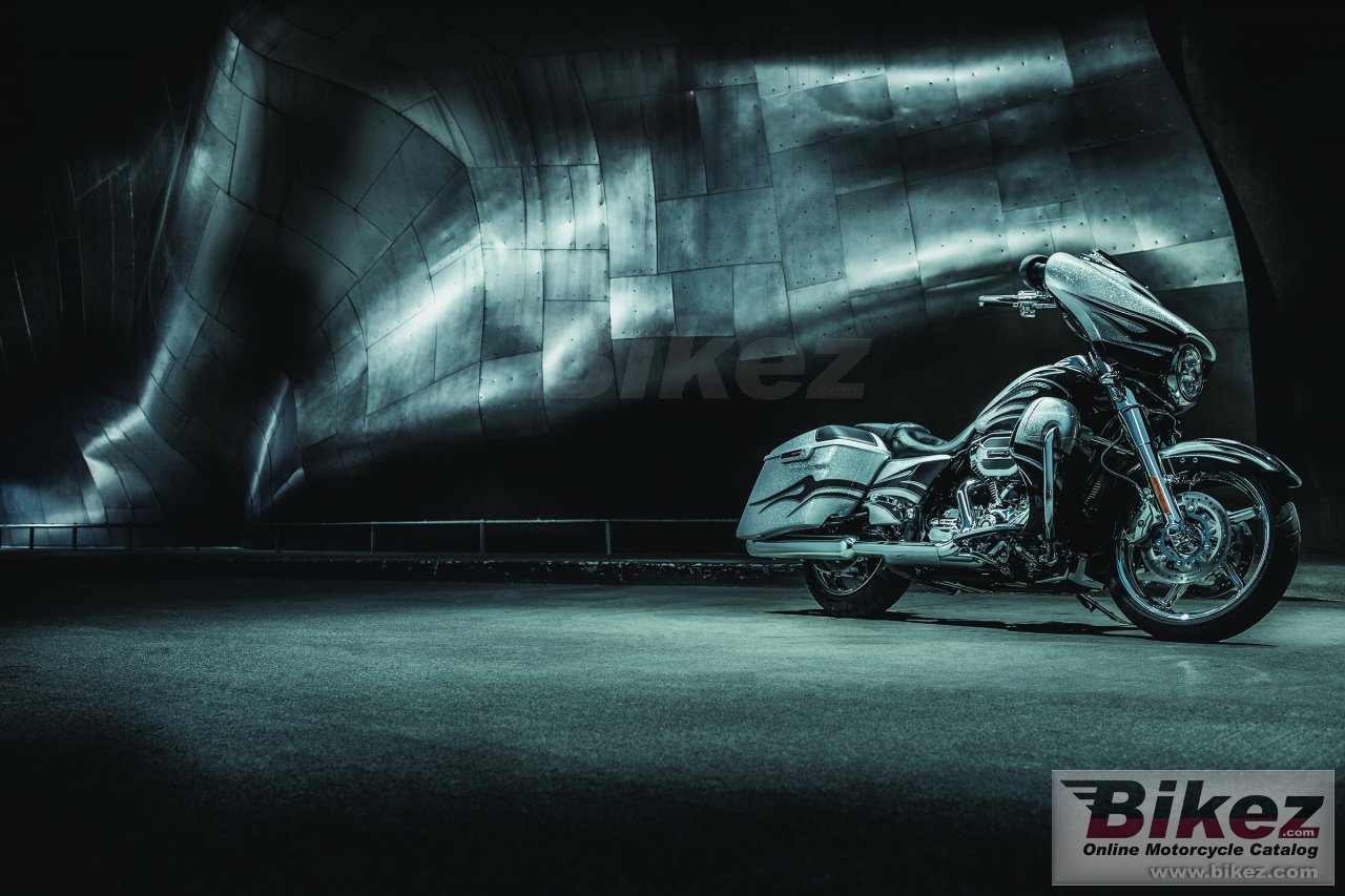 Thumbnail for Harley-Davidson CVO Street Glide 2015