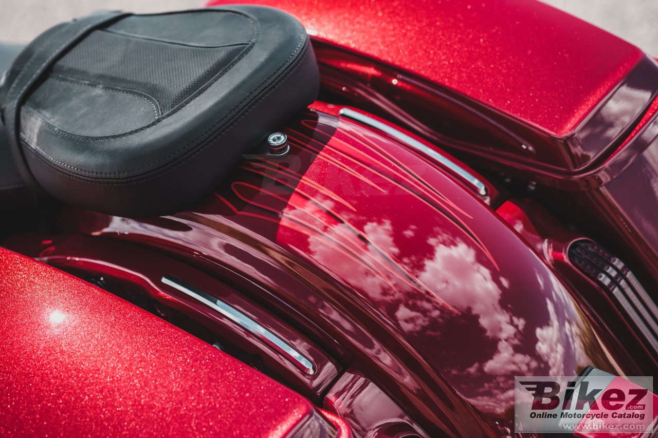 Thumbnail for Harley-Davidson CVO Street Glide 2016