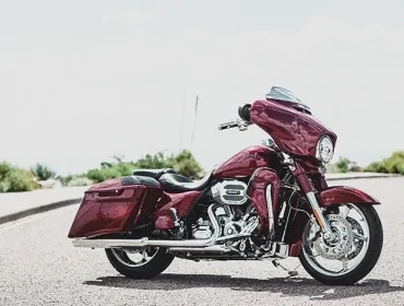 Thumbnail for Harley-Davidson CVO Street Glide 2016