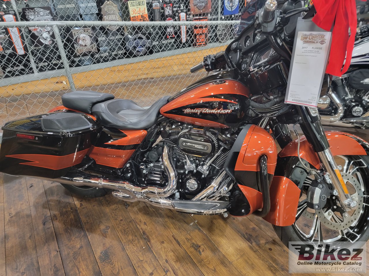 Thumbnail for Harley-Davidson CVO Street Glide 2017