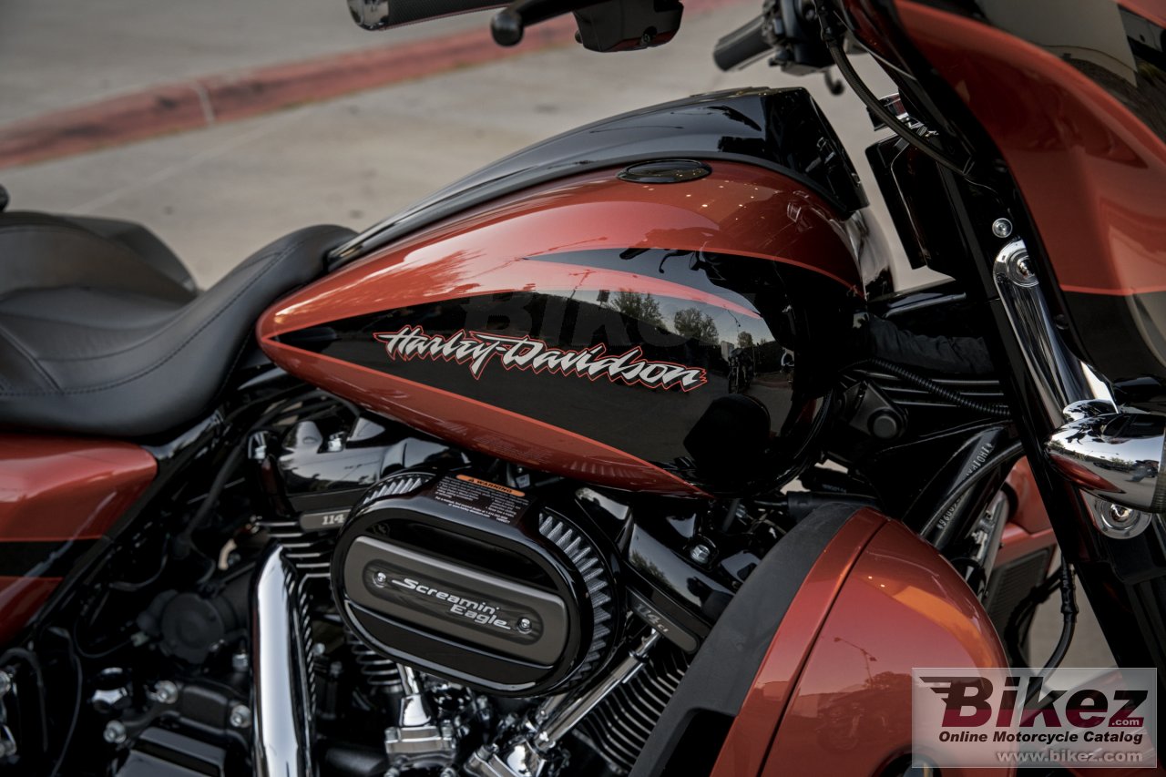 Thumbnail for Harley-Davidson CVO Street Glide 2017