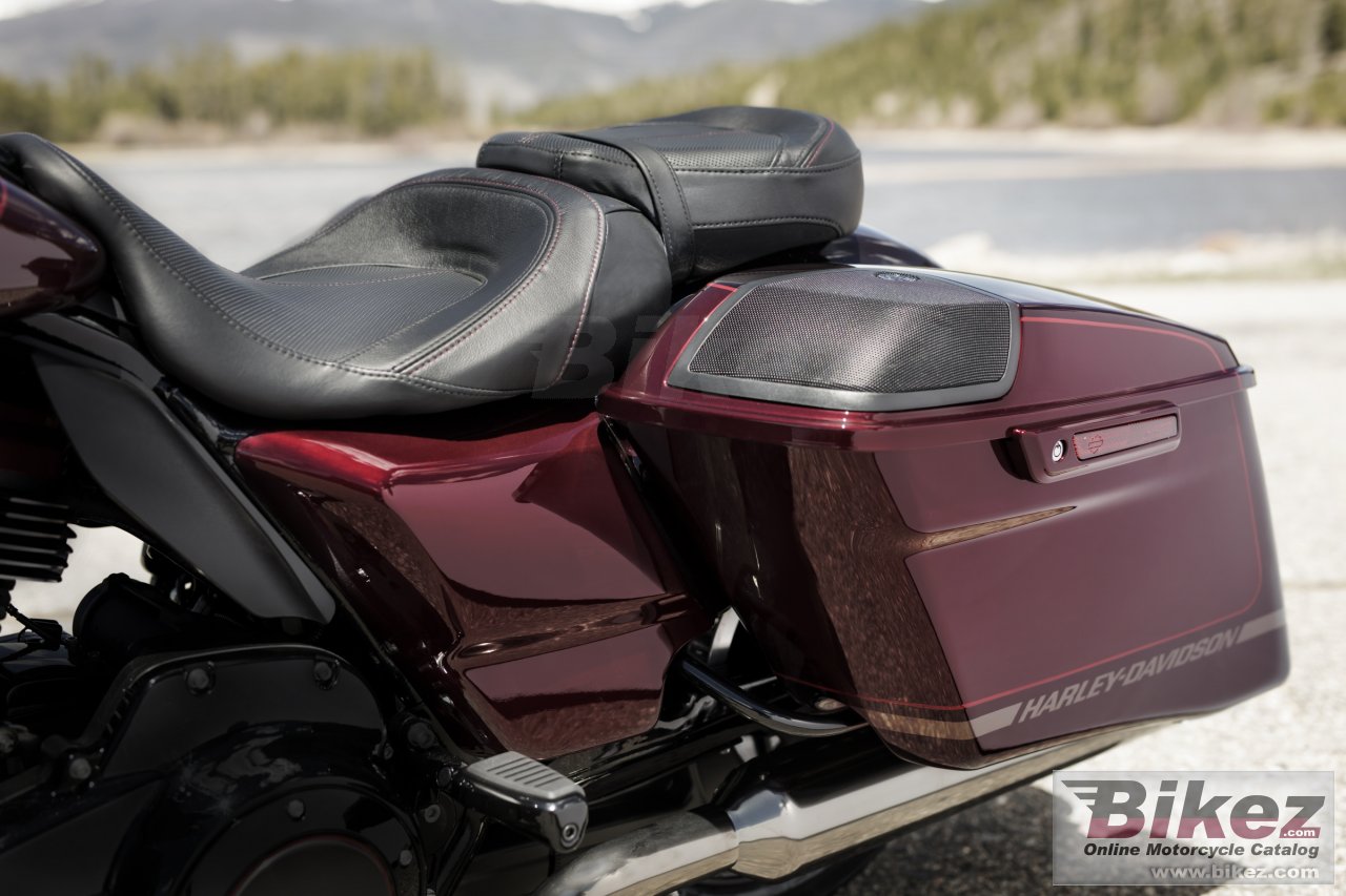 Thumbnail for Harley-Davidson CVO Street Glide 2019