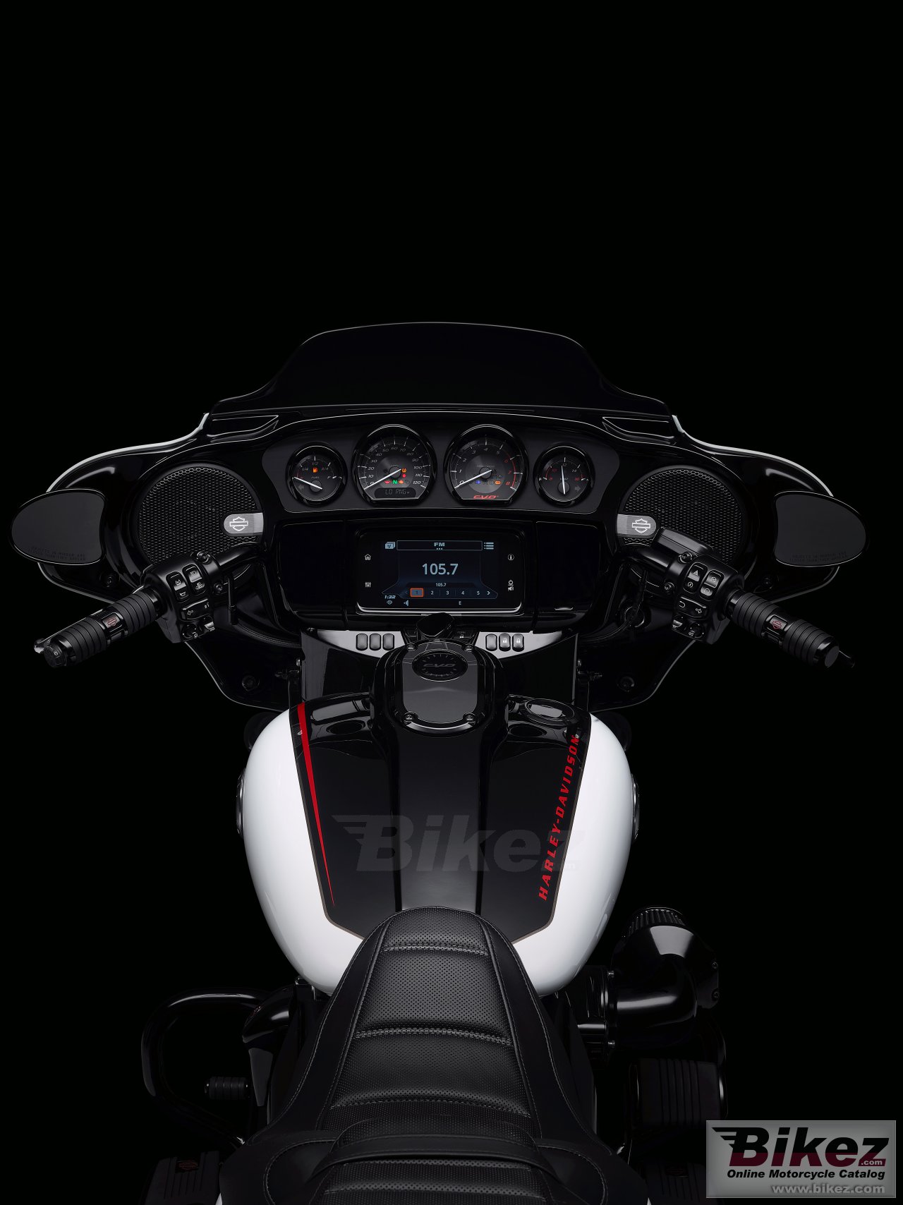 Thumbnail for Harley-Davidson CVO Street Glide 2021
