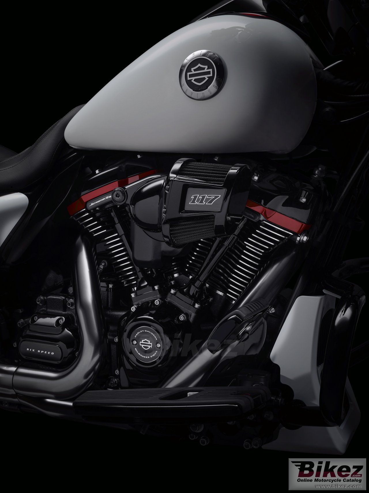 Thumbnail for Harley-Davidson CVO Street Glide 2021