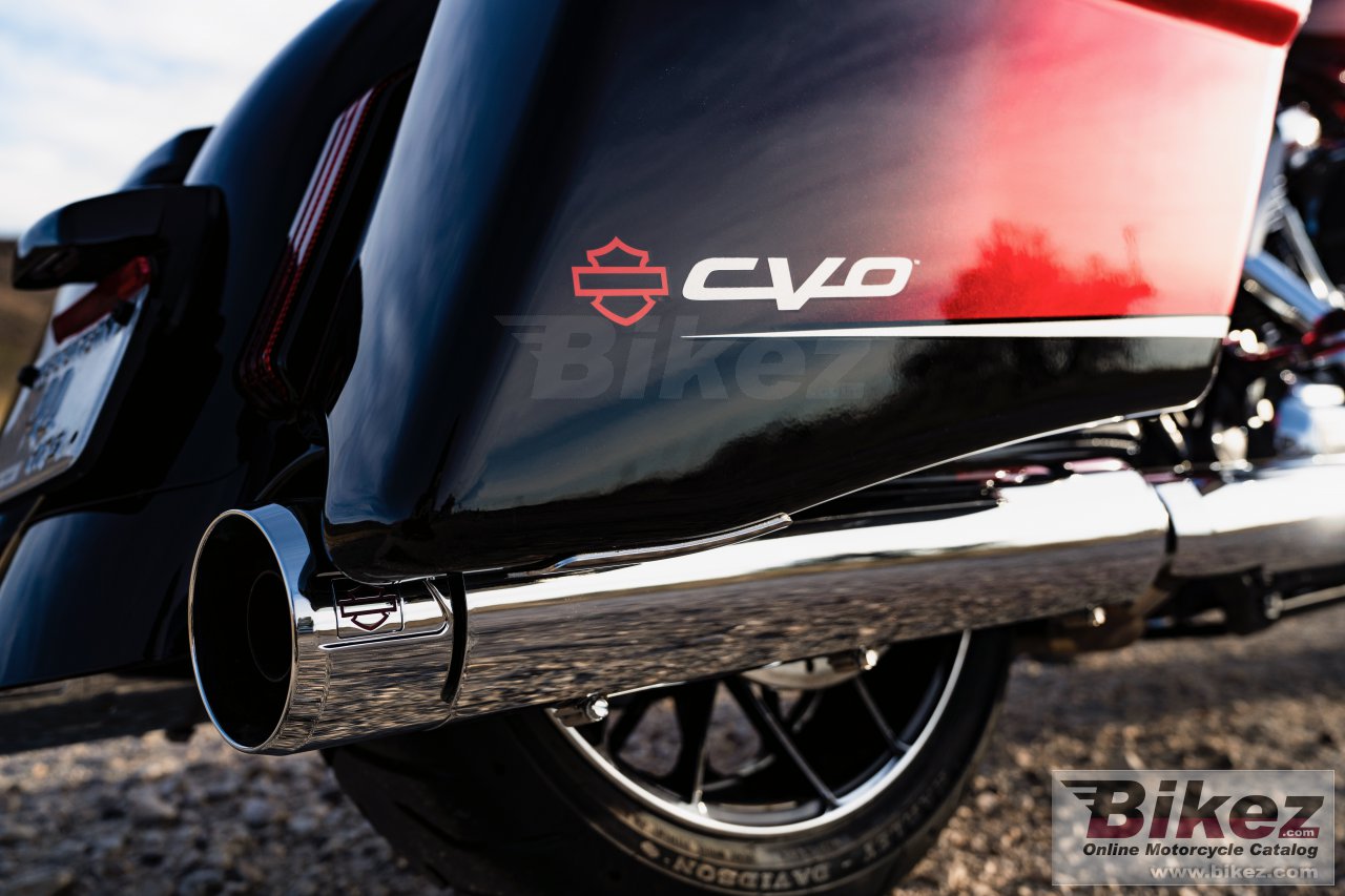 Thumbnail for Harley-Davidson CVO Street Glide 2021