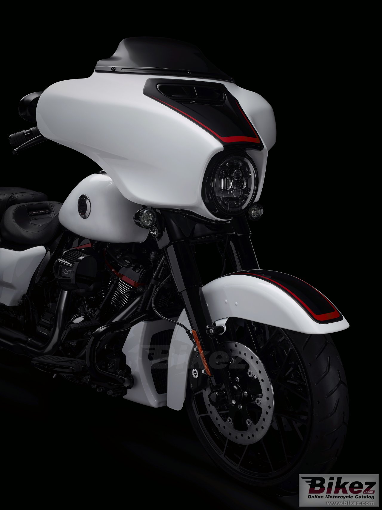 Thumbnail for Harley-Davidson CVO Street Glide 2021