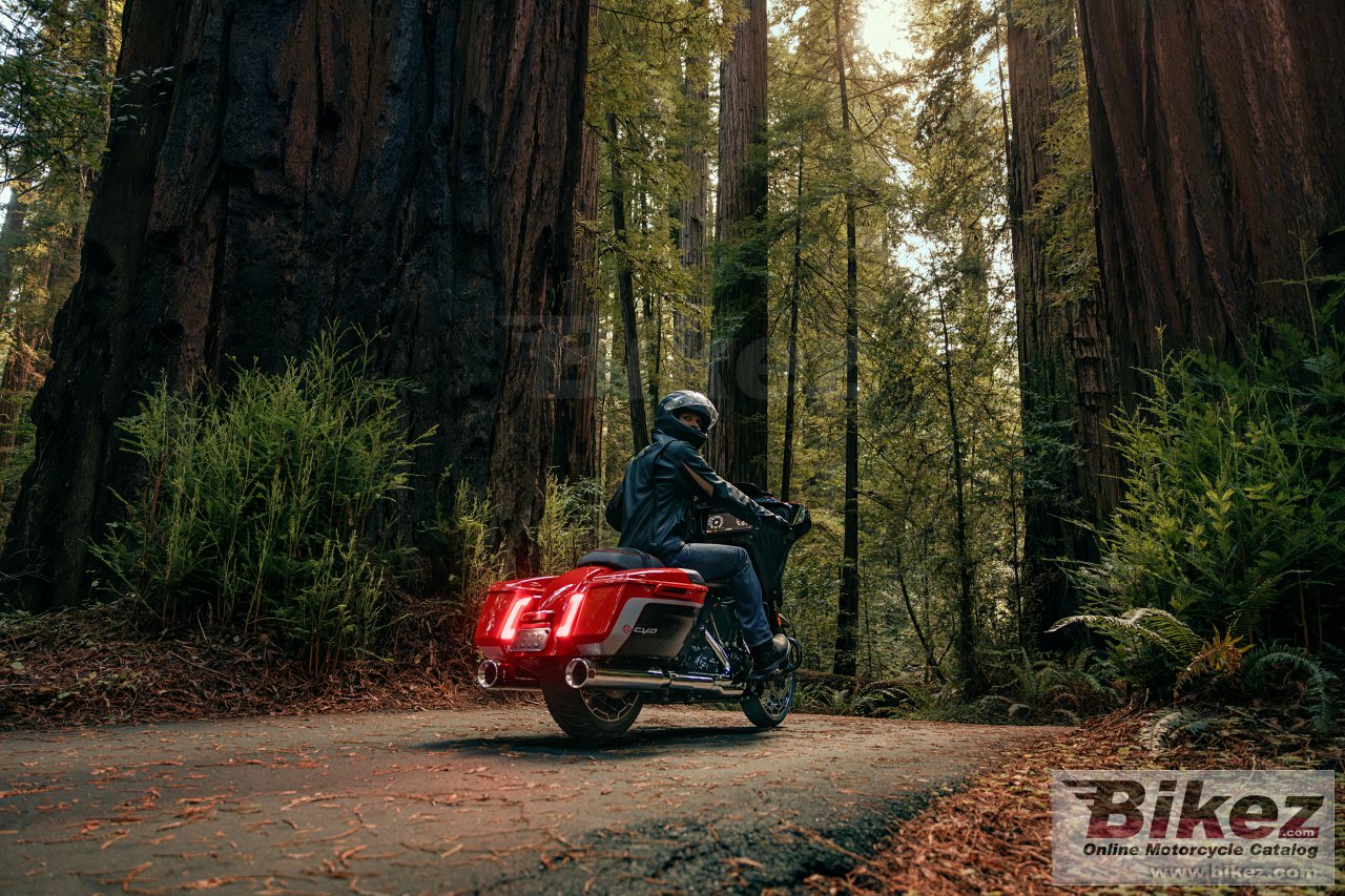 Thumbnail for Harley-Davidson CVO Street Glide 2024