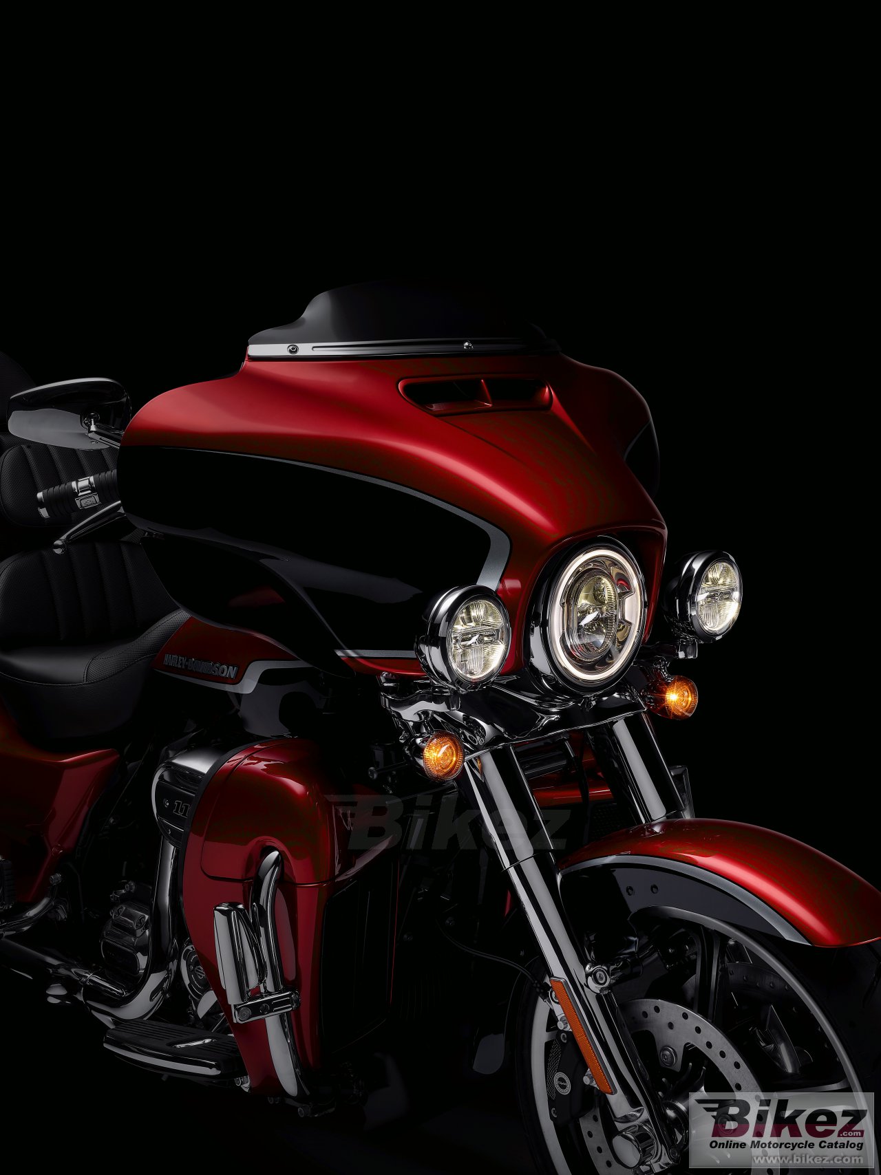 Thumbnail for Harley-Davidson CVO Tri Glide 2021