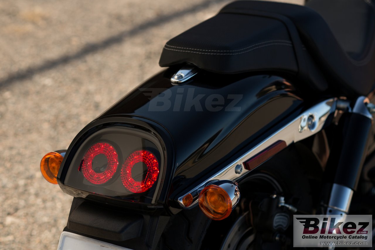 Thumbnail for Harley-Davidson Dyna Fat Bob 2014