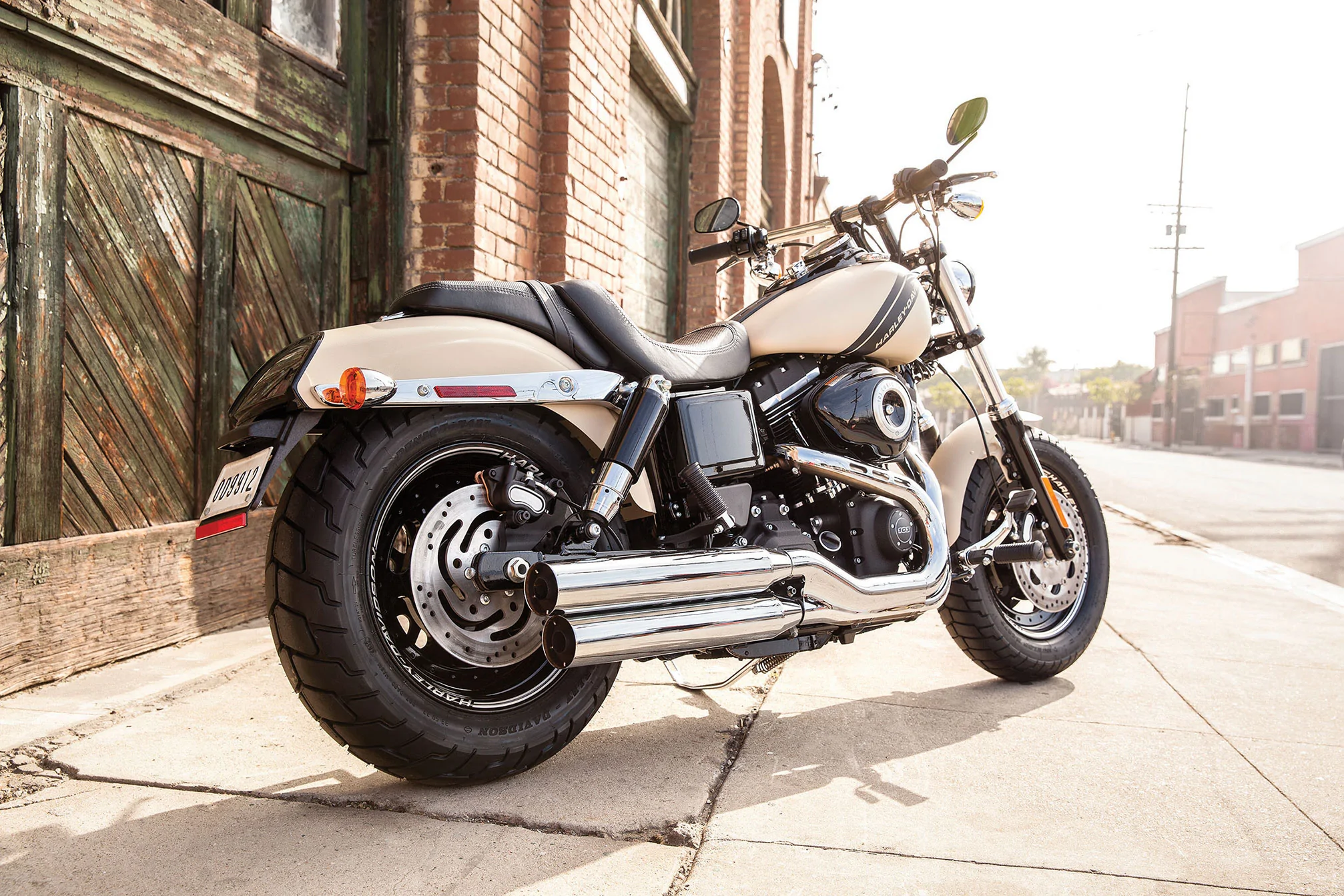 Thumbnail for Harley-Davidson Dyna Fat Bob 2014