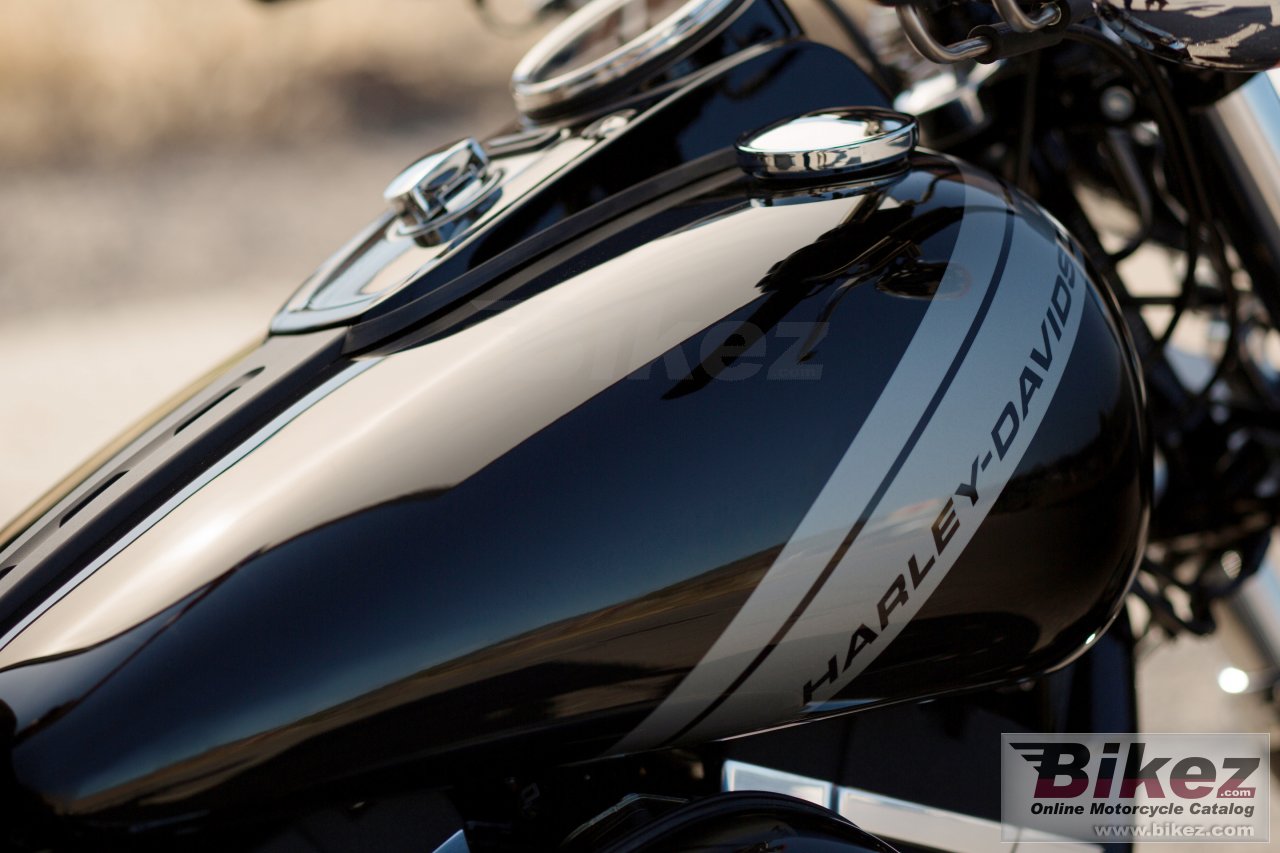 Thumbnail for Harley-Davidson Dyna Fat Bob 2014