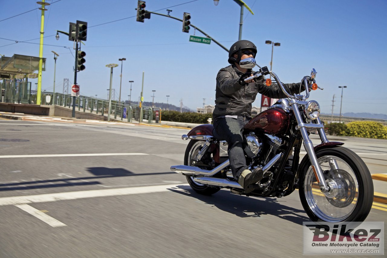 Thumbnail for Harley-Davidson Dyna Street Bob 2013