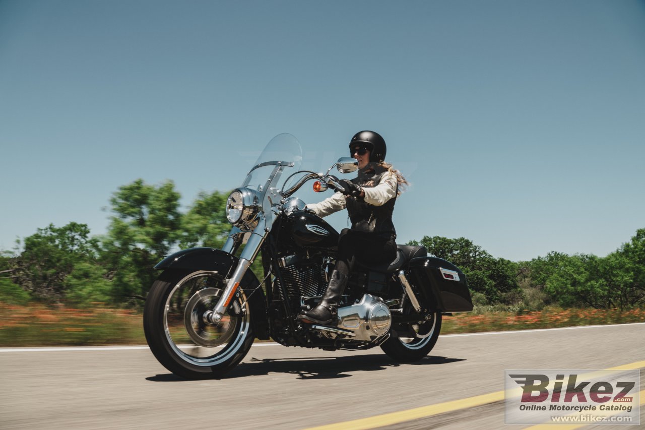 Thumbnail for Harley-Davidson Dyna Switchback 2016