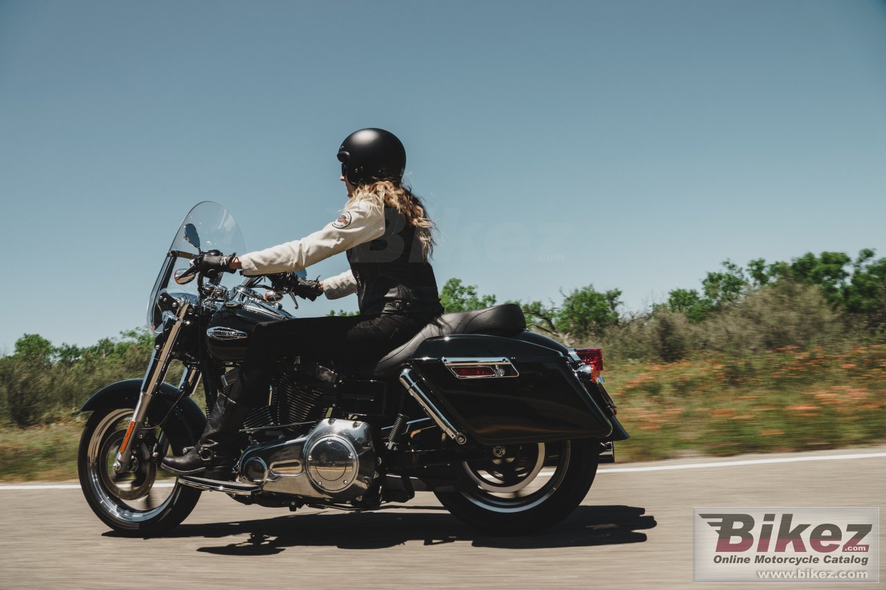 Thumbnail for Harley-Davidson Dyna Switchback 2016