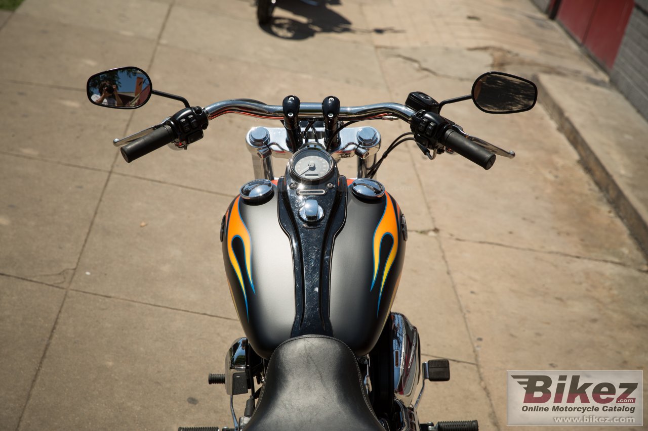 Thumbnail for Harley-Davidson Dyna Wide Glide 2017