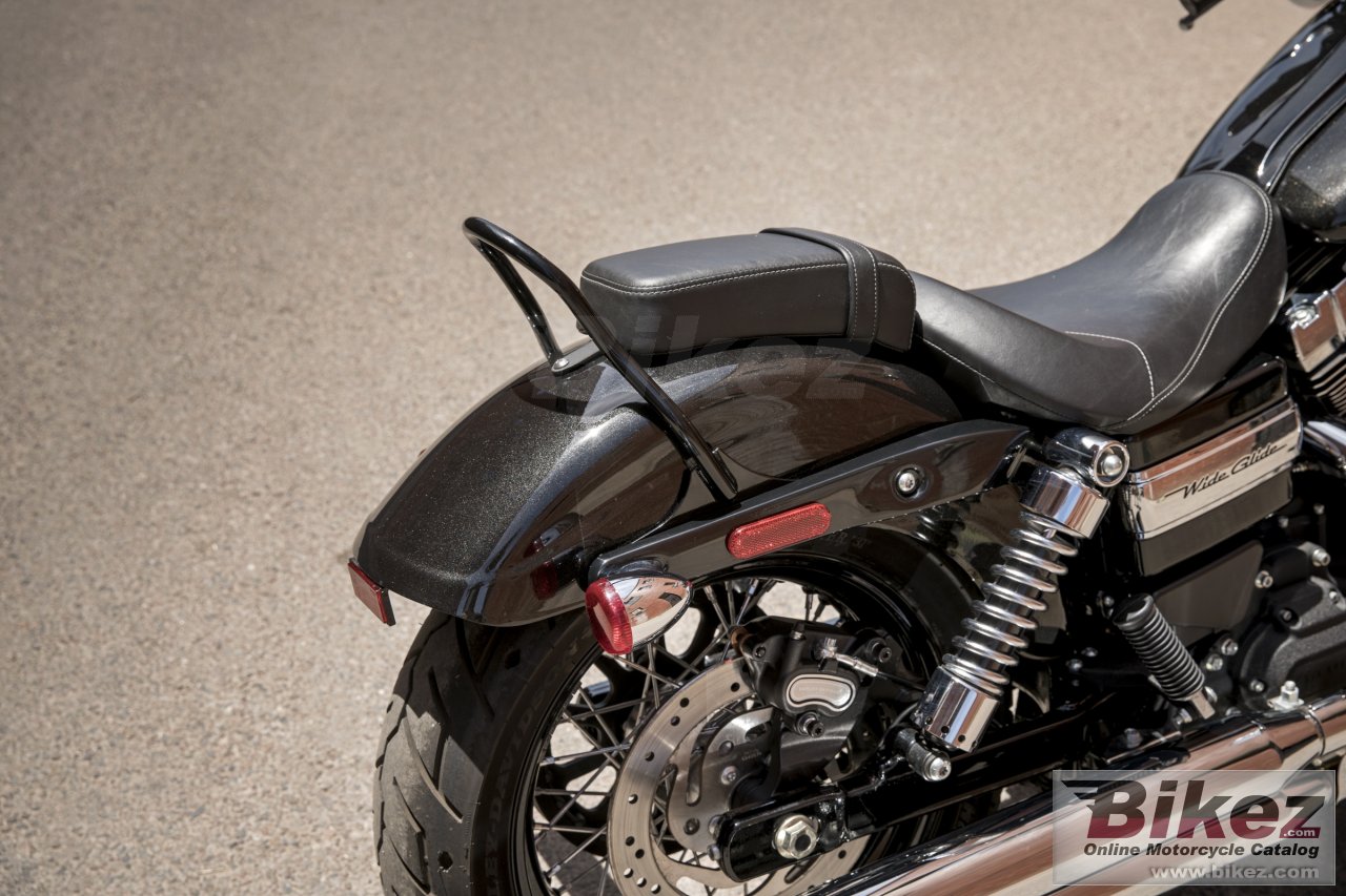 Thumbnail for Harley-Davidson Dyna Wide Glide 2017