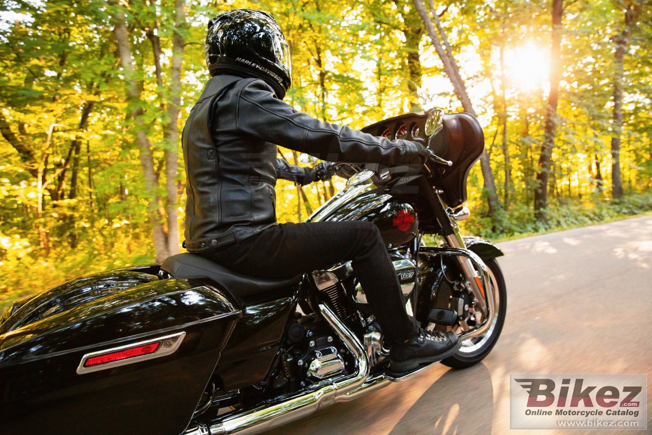 Thumbnail for Harley-Davidson Electra Glide Standard 2021