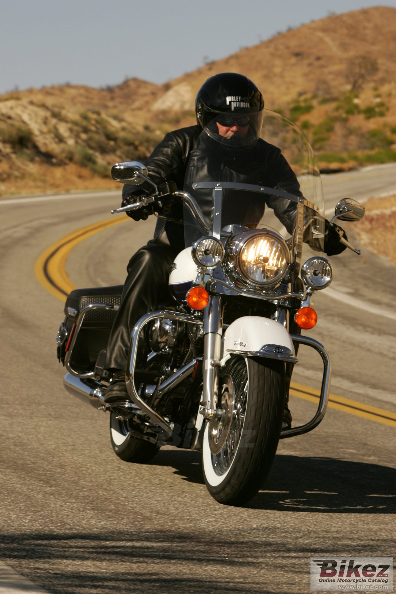 Thumbnail for Harley-Davidson FLHRC Road King Classic 2007