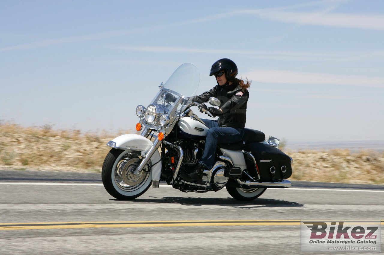 Thumbnail for Harley-Davidson FLHRC Road King Classic 2007