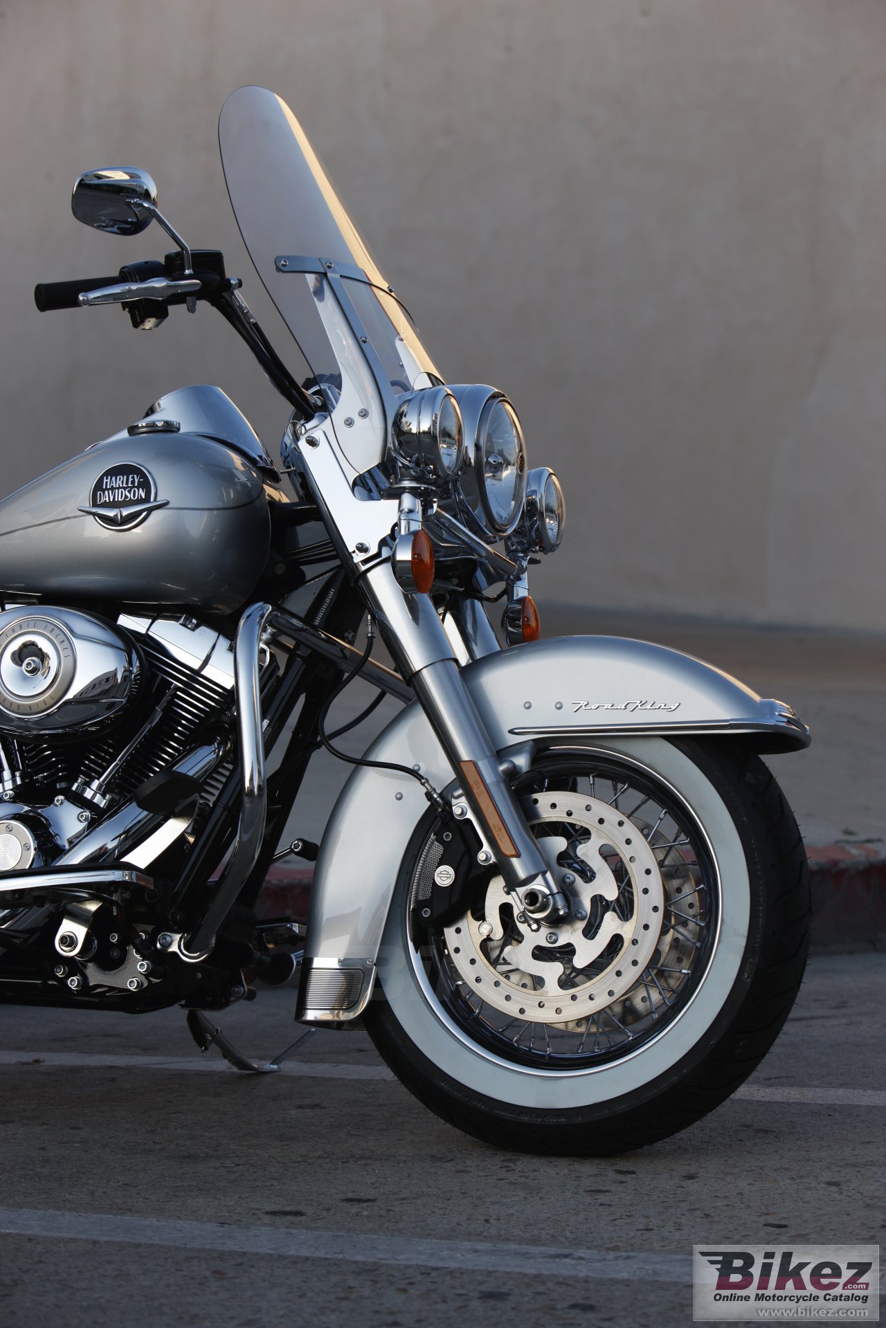 Thumbnail for Harley-Davidson FLHRC Road King Classic 2010