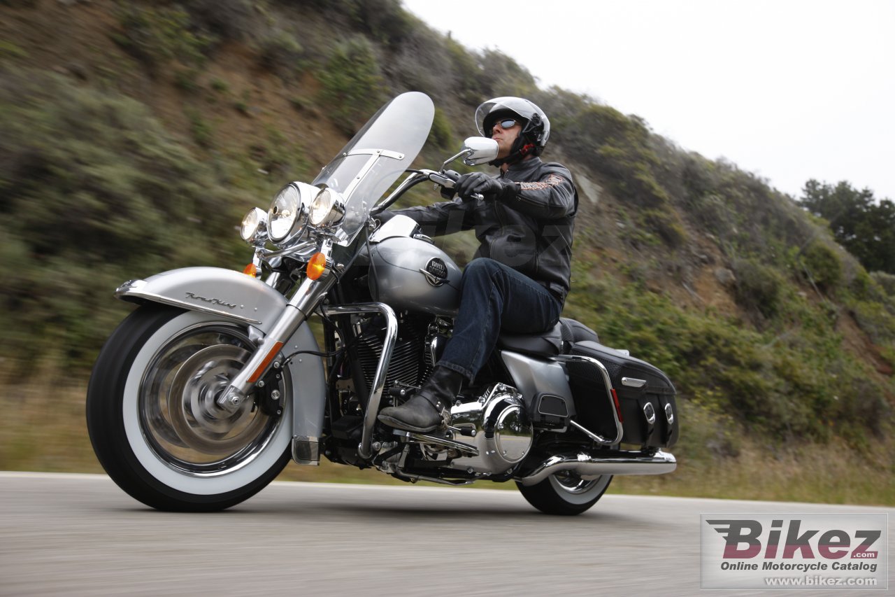 Thumbnail for Harley-Davidson FLHRC Road King Classic 2010