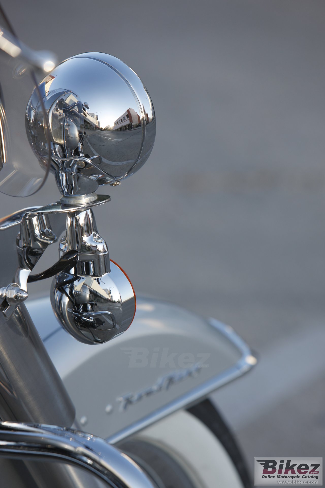 Thumbnail for Harley-Davidson FLHRC Road King Classic 2010