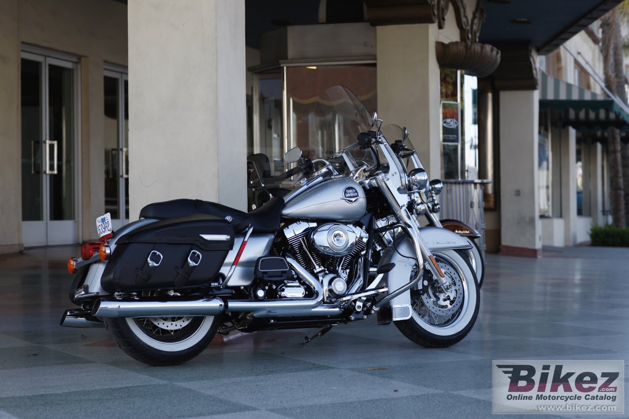 Thumbnail for Harley-Davidson FLHRC Road King Classic 2010