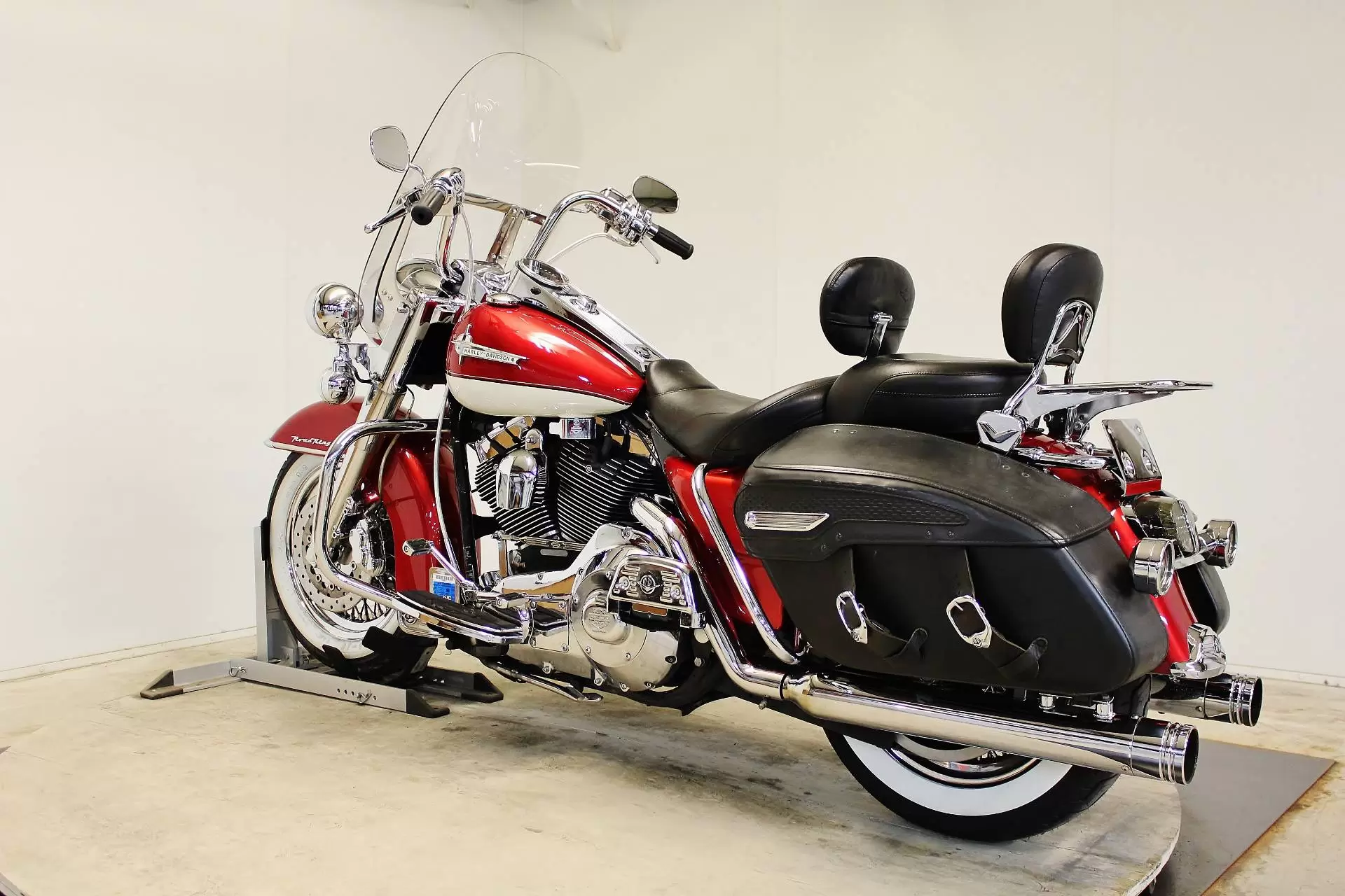 Thumbnail for Harley-Davidson FLHRCI Road King Classic 2002