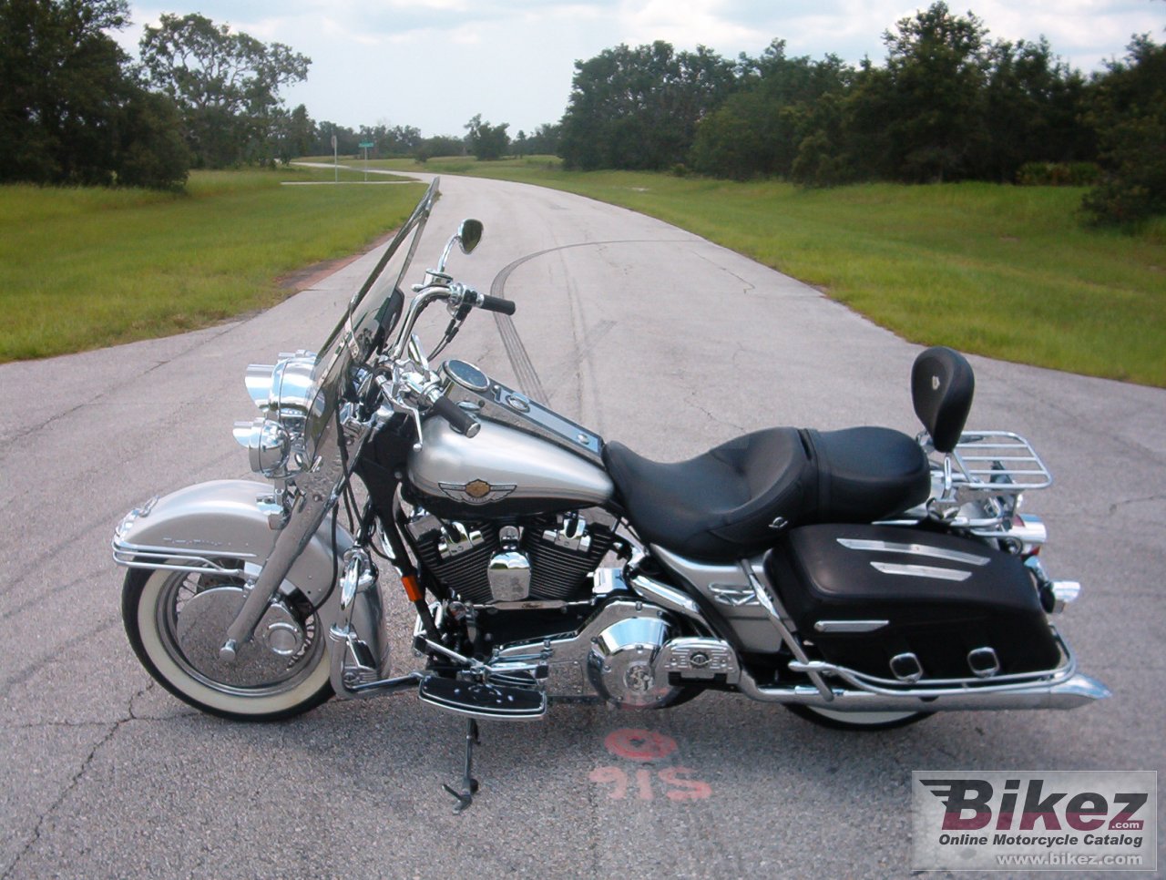 Thumbnail for Harley-Davidson FLHRCI Road King Classic 2003