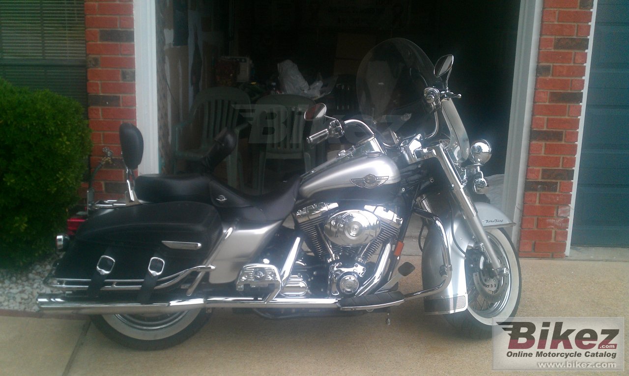 Thumbnail for Harley-Davidson FLHRCI Road King Classic 2003