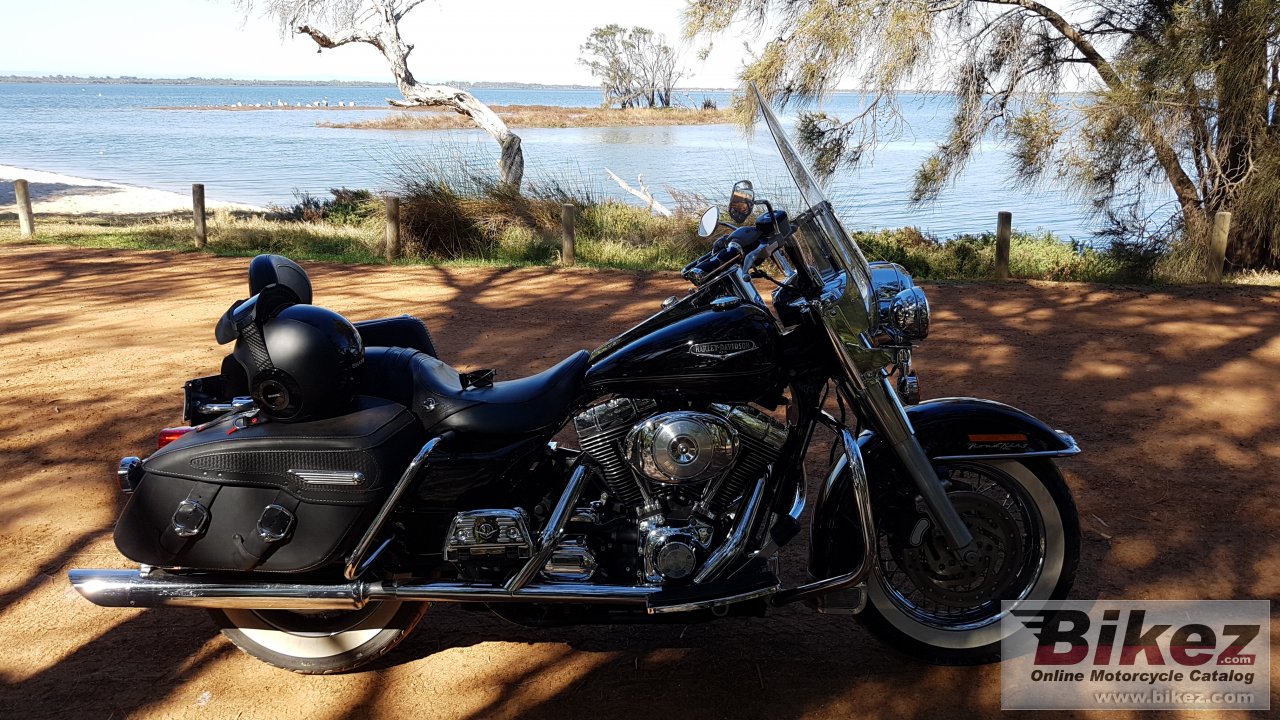 Thumbnail for Harley-Davidson FLHRCI Road King Classic 2005