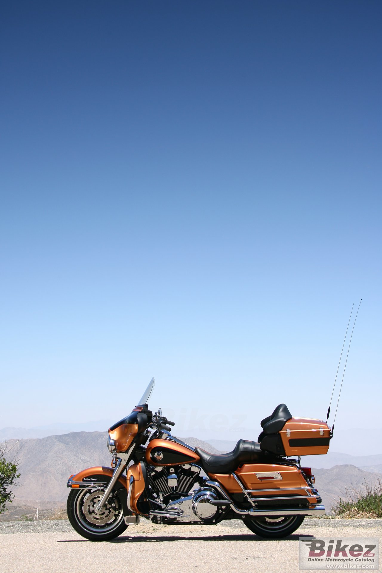 Thumbnail for Harley-Davidson FLHTCU Ultra Classic Electra Glide 2008