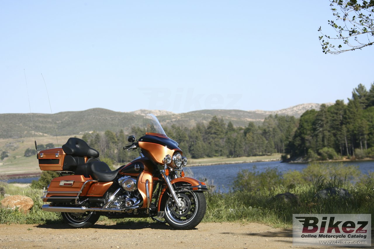 Thumbnail for Harley-Davidson FLHTCU Ultra Classic Electra Glide 2008