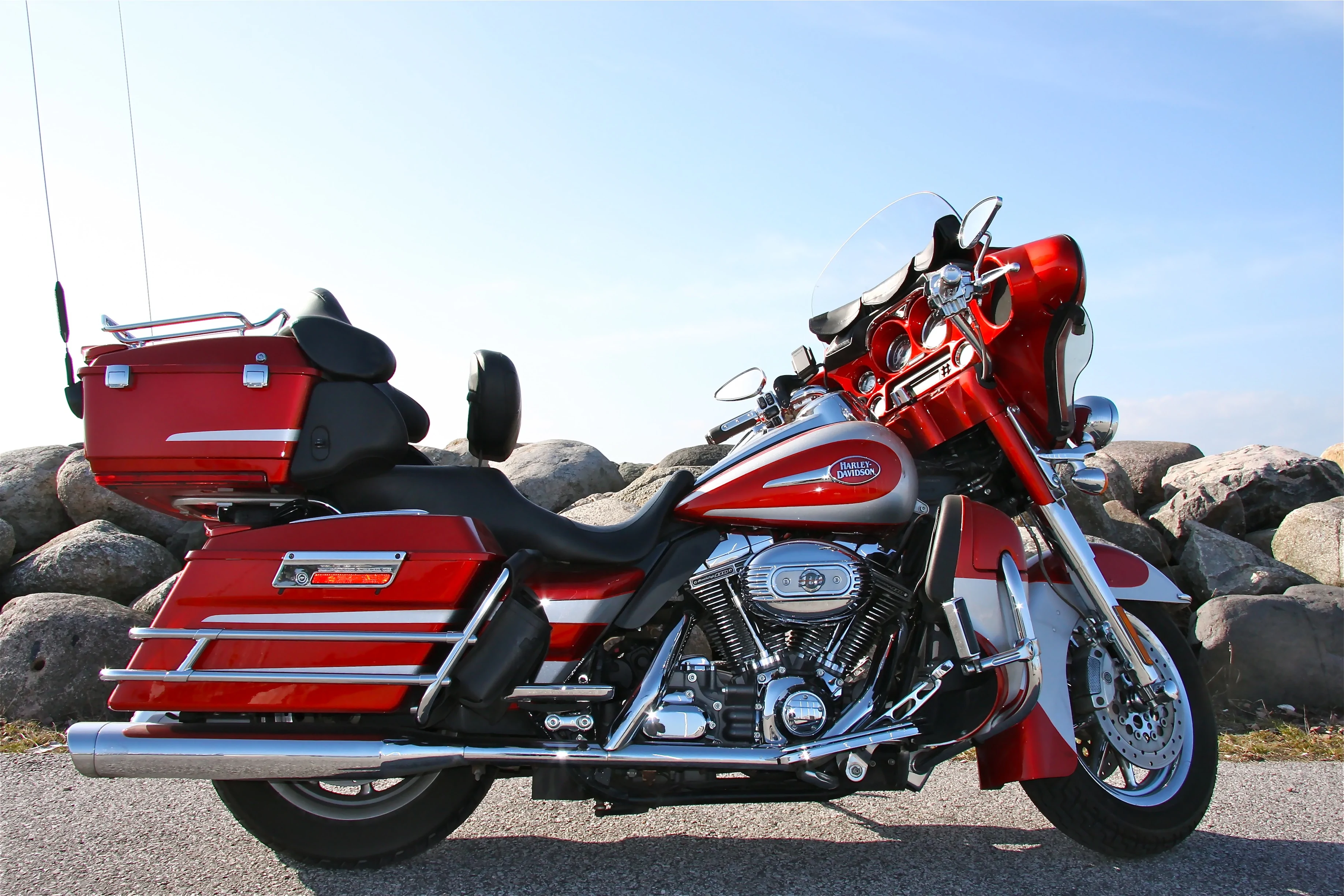 Thumbnail for Harley-Davidson FLHTCUI Ultra Classic Electra Glide 2002