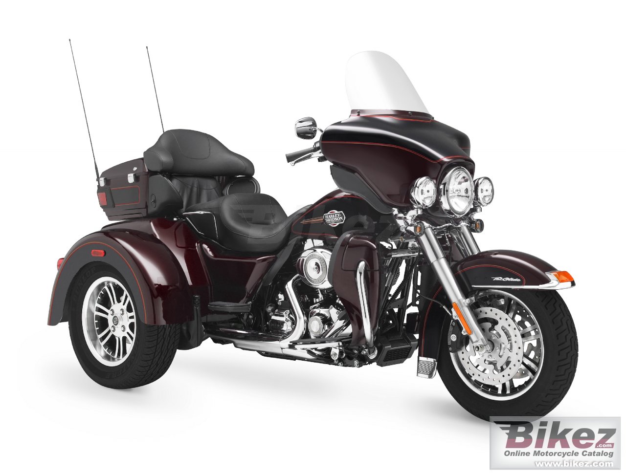 Harley-Davidson FLHTCUTG Tri Glide Ultra Classic