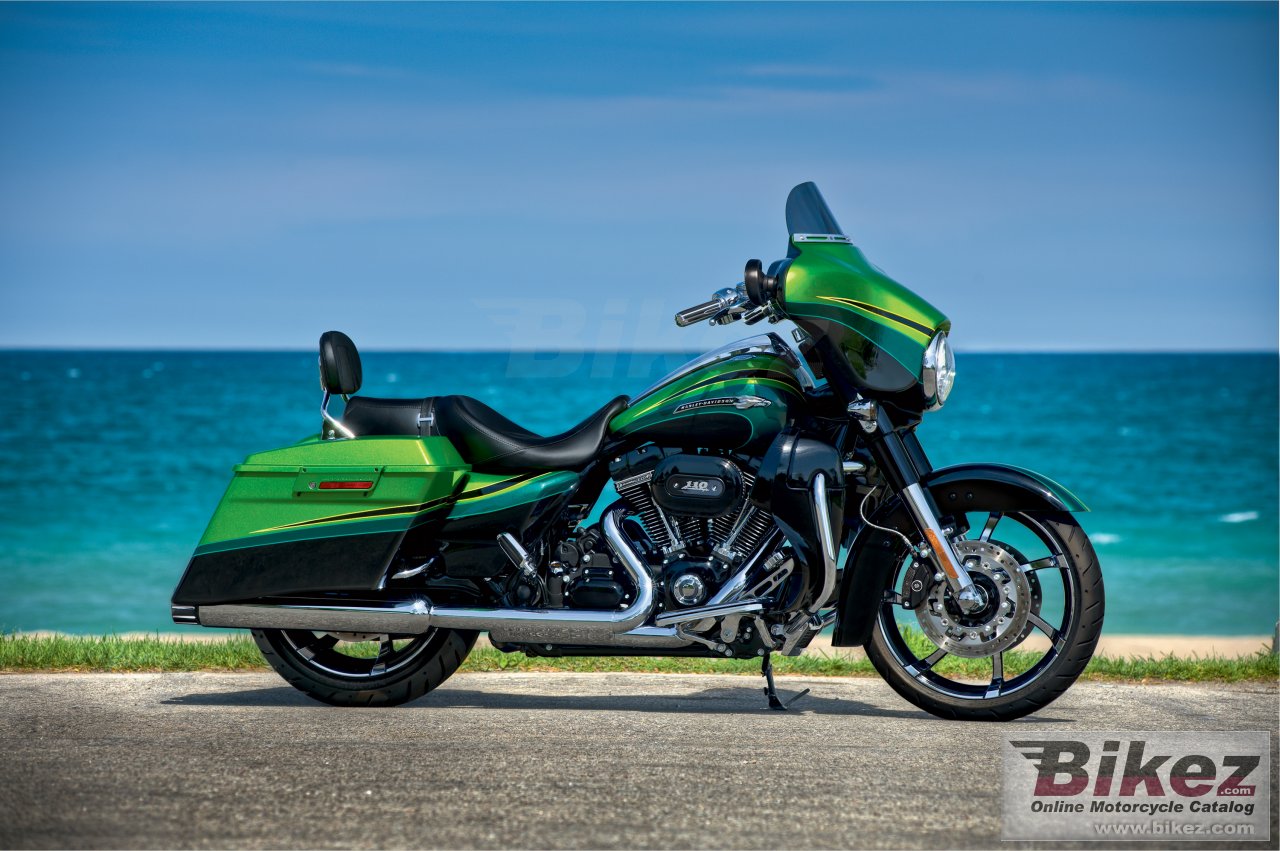 Thumbnail for Harley-Davidson FLHXSE2 CVO Street Glide 2011