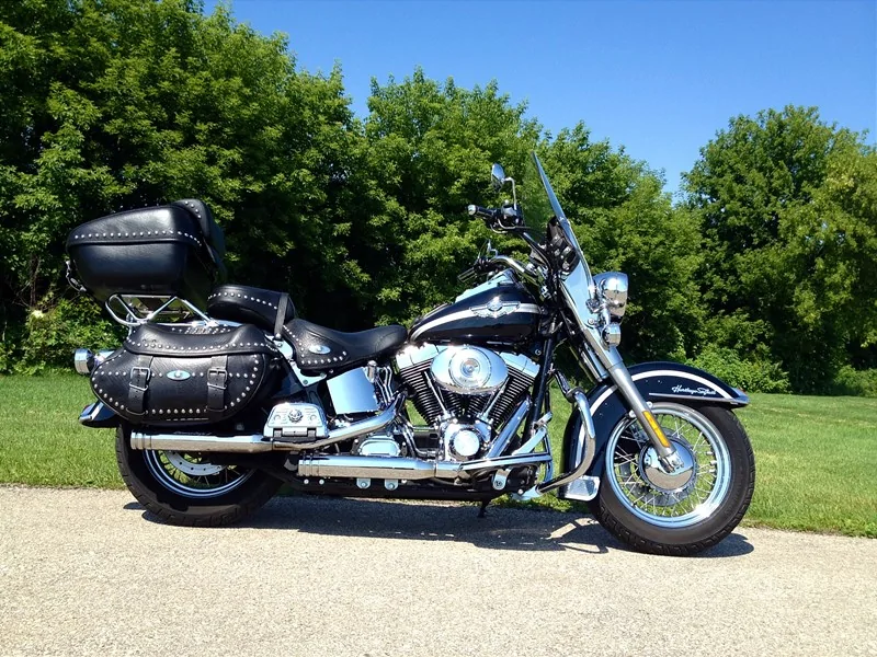 Thumbnail for Harley-Davidson FLSTC Heritage Softail Classic 2003