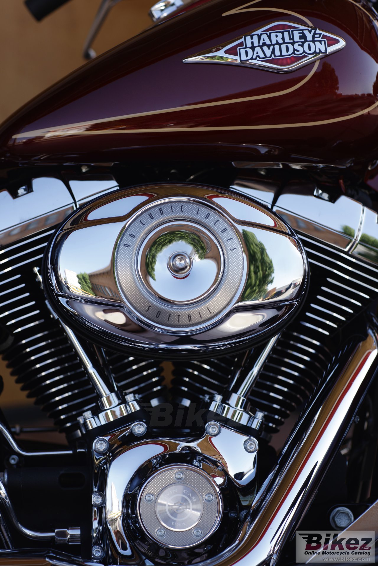 Thumbnail for Harley-Davidson FLSTC Heritage Softail Classic 2010